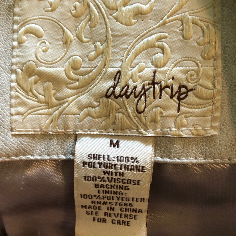 DAYTRIP LEATHER VEST - Picture 6 of 6